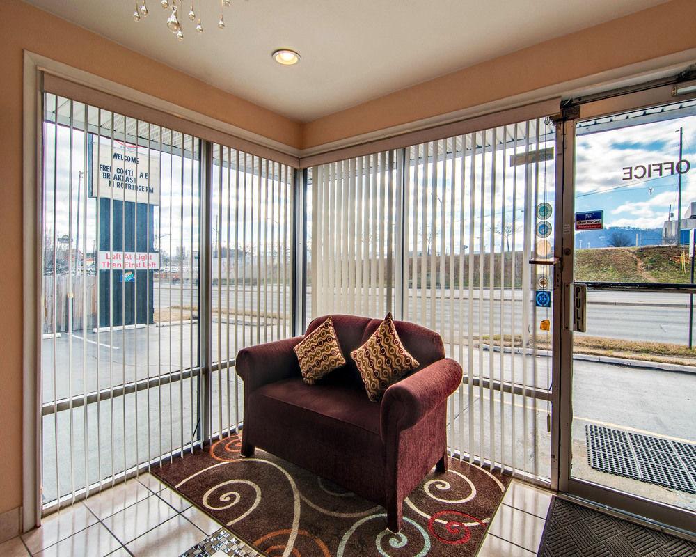 Econo Lodge Civic Center Roanoke Luaran gambar