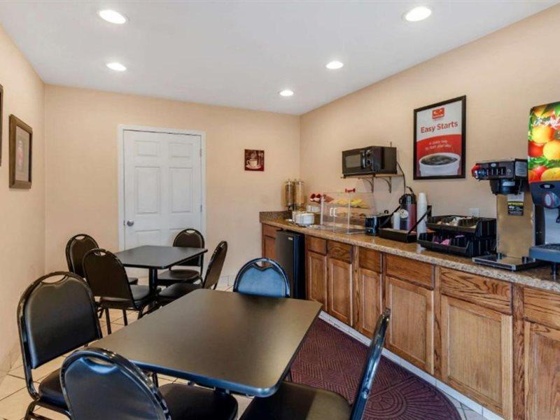 Econo Lodge Civic Center Roanoke Luaran gambar