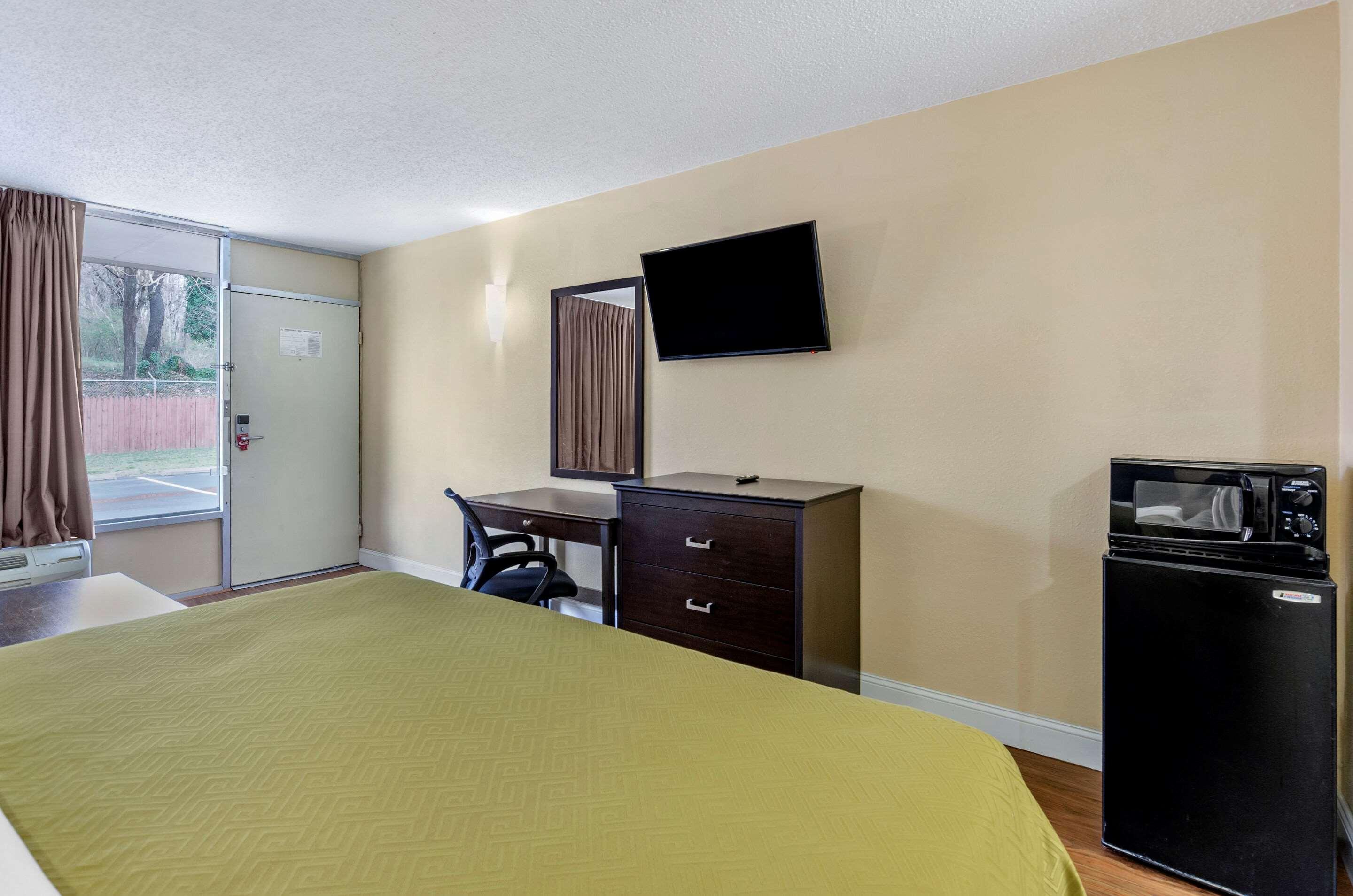 Econo Lodge Civic Center Roanoke Luaran gambar