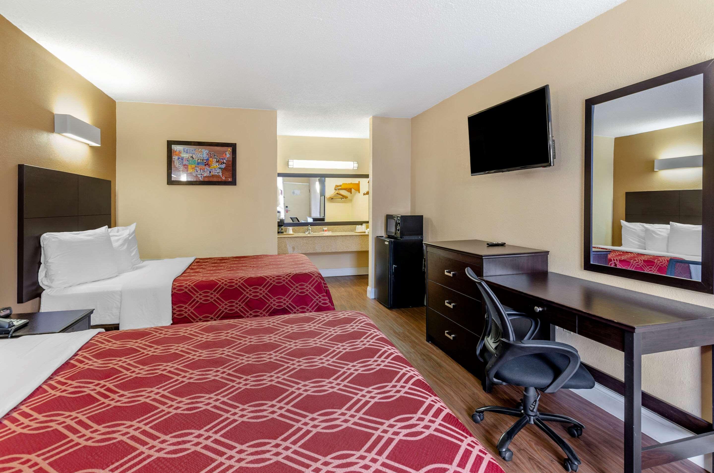 Econo Lodge Civic Center Roanoke Luaran gambar