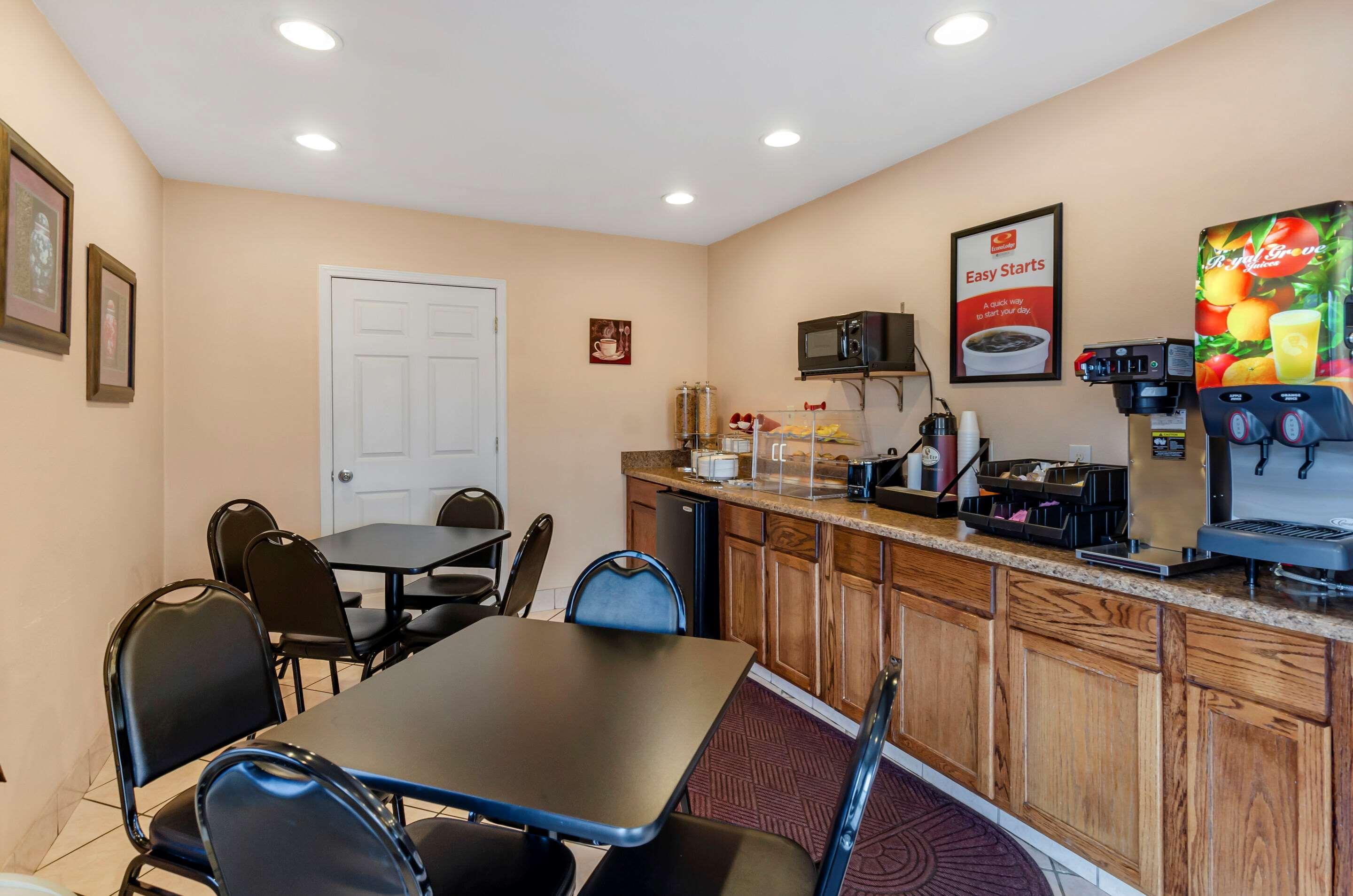 Econo Lodge Civic Center Roanoke Luaran gambar