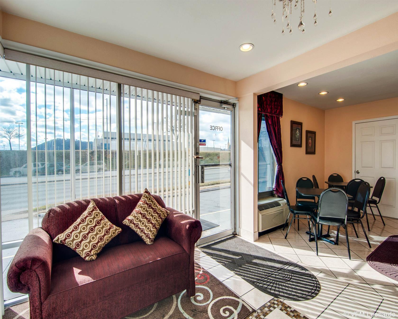 Econo Lodge Civic Center Roanoke Luaran gambar