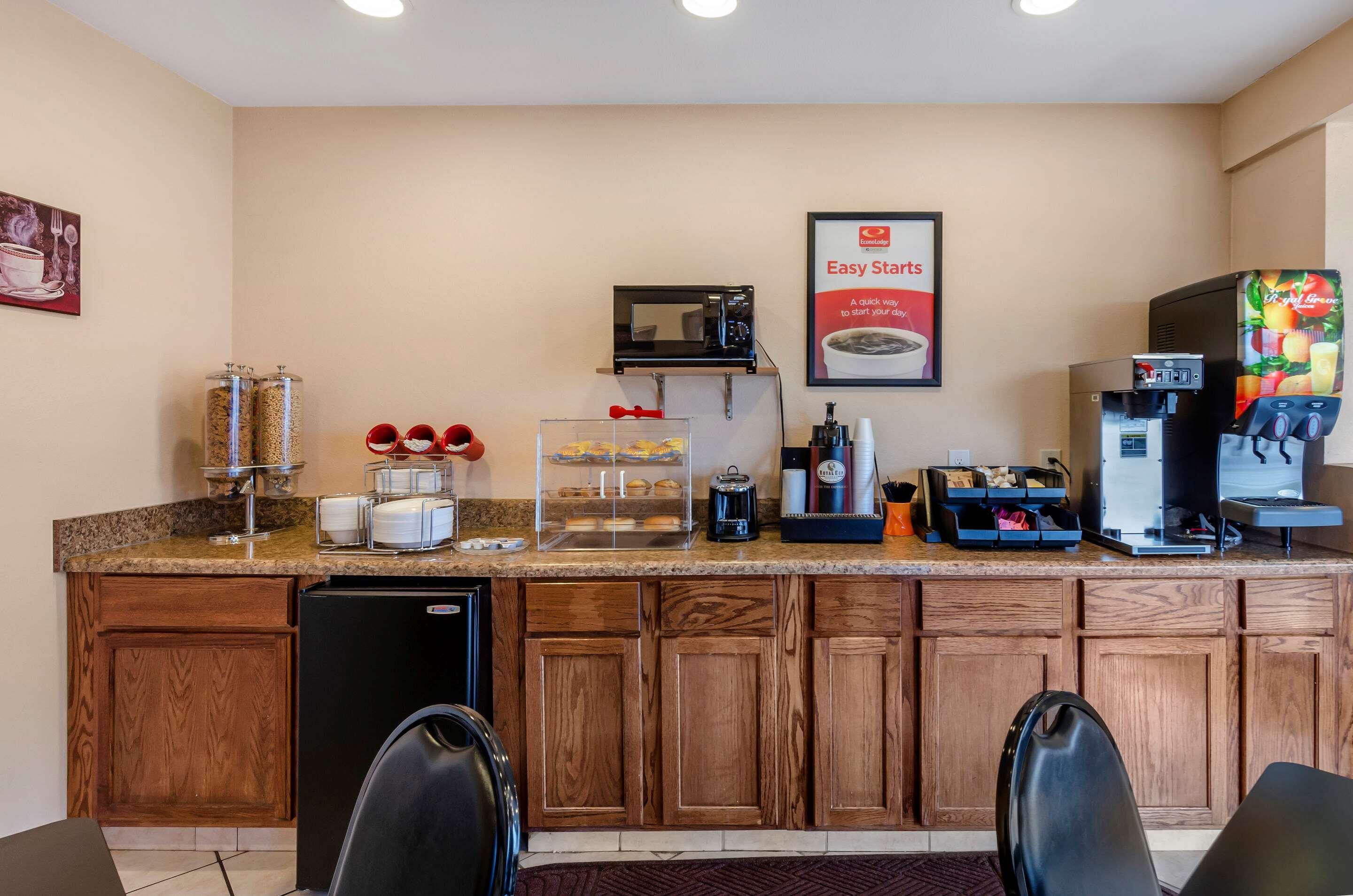 Econo Lodge Civic Center Roanoke Luaran gambar