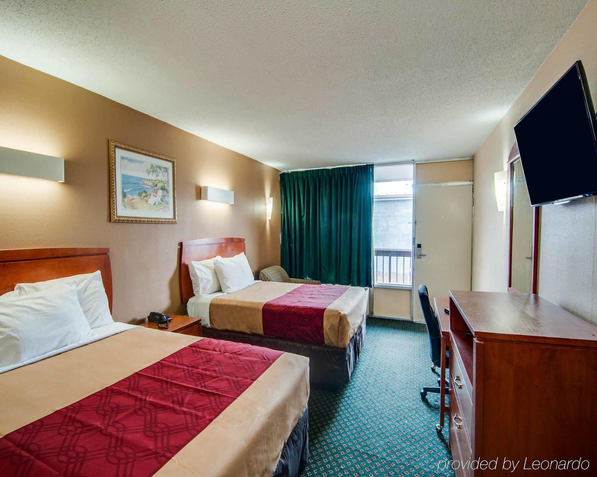 Econo Lodge Civic Center Roanoke Luaran gambar
